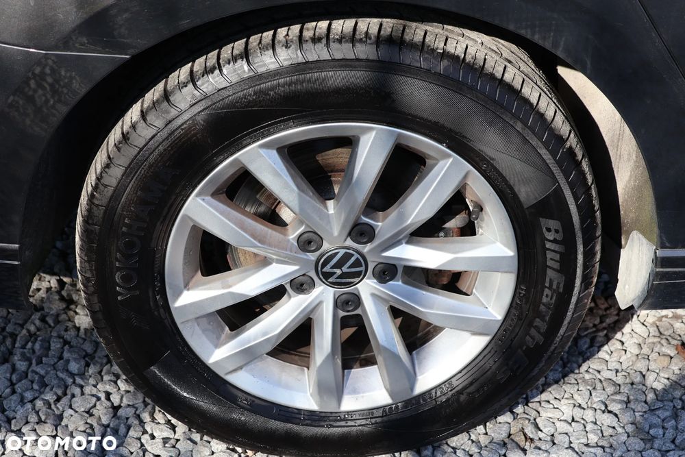 Volkswagen Passat Variant 2.0 TDI EVO Elegance DSG - 21