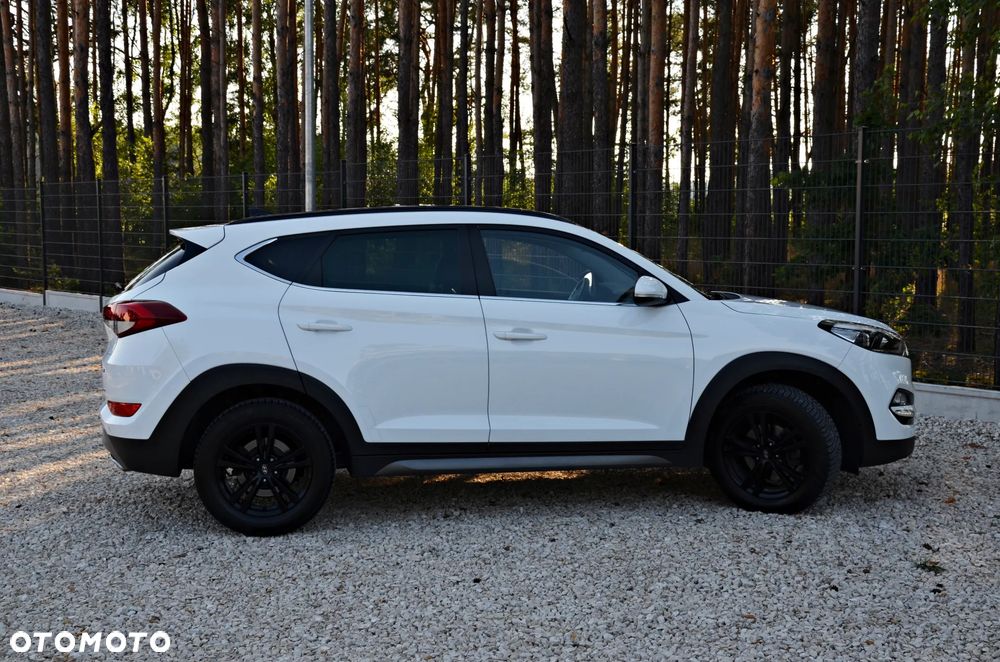 Hyundai Tucson 2.0 CRDI 4WD Premium - 27