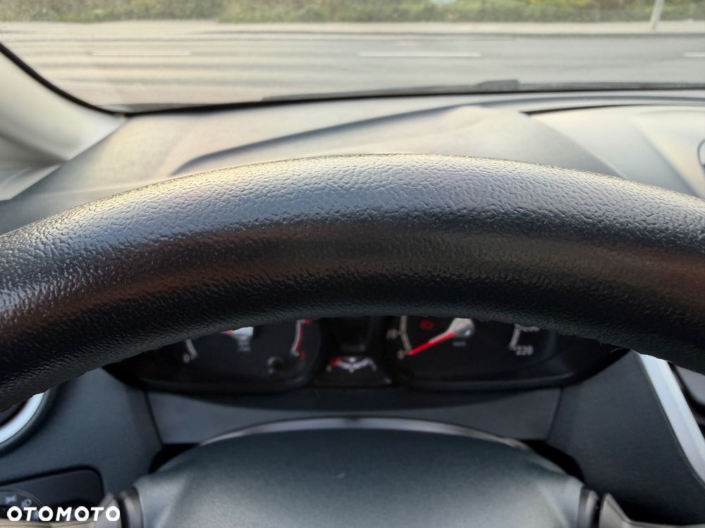 Ford Fiesta - 16