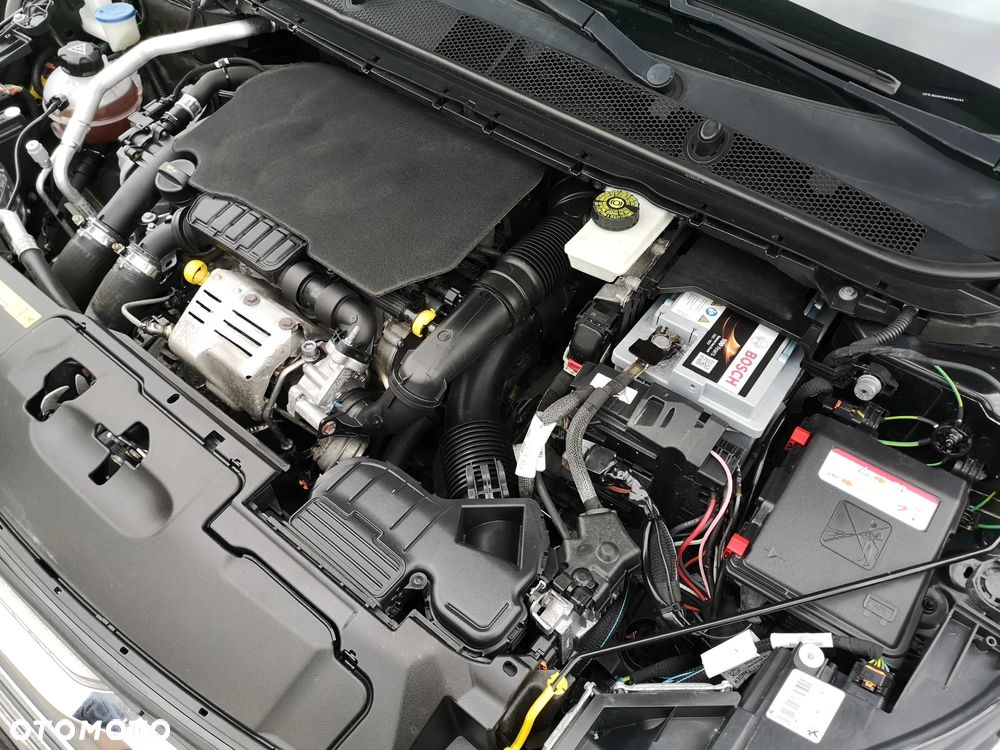 Peugeot 308 PureTech 130 GPF EAT8 Stop & Start Allure Business-Paket - 30