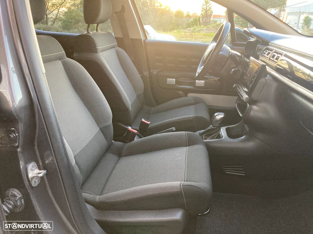 Citroën C3 1.2 PureTech Shine EAT6 - 31