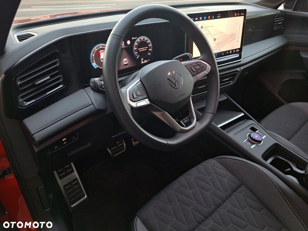 Volkswagen Tiguan - 12