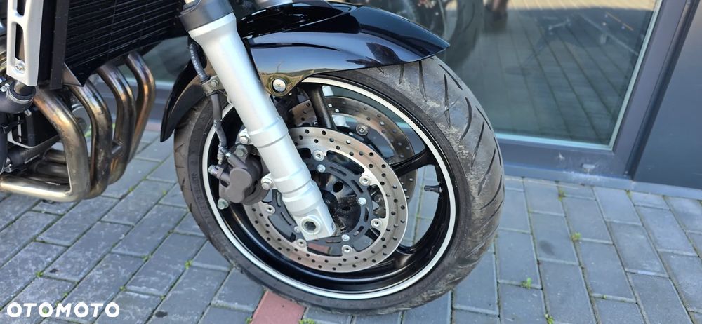 Yamaha FZ6 - 7