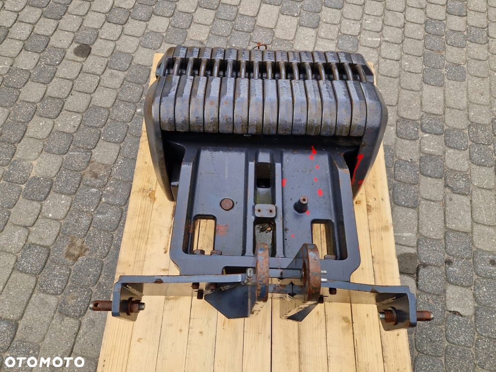 Obciążnik do ciągnika Balast CASE MCCORMICK 1000 KG - 6