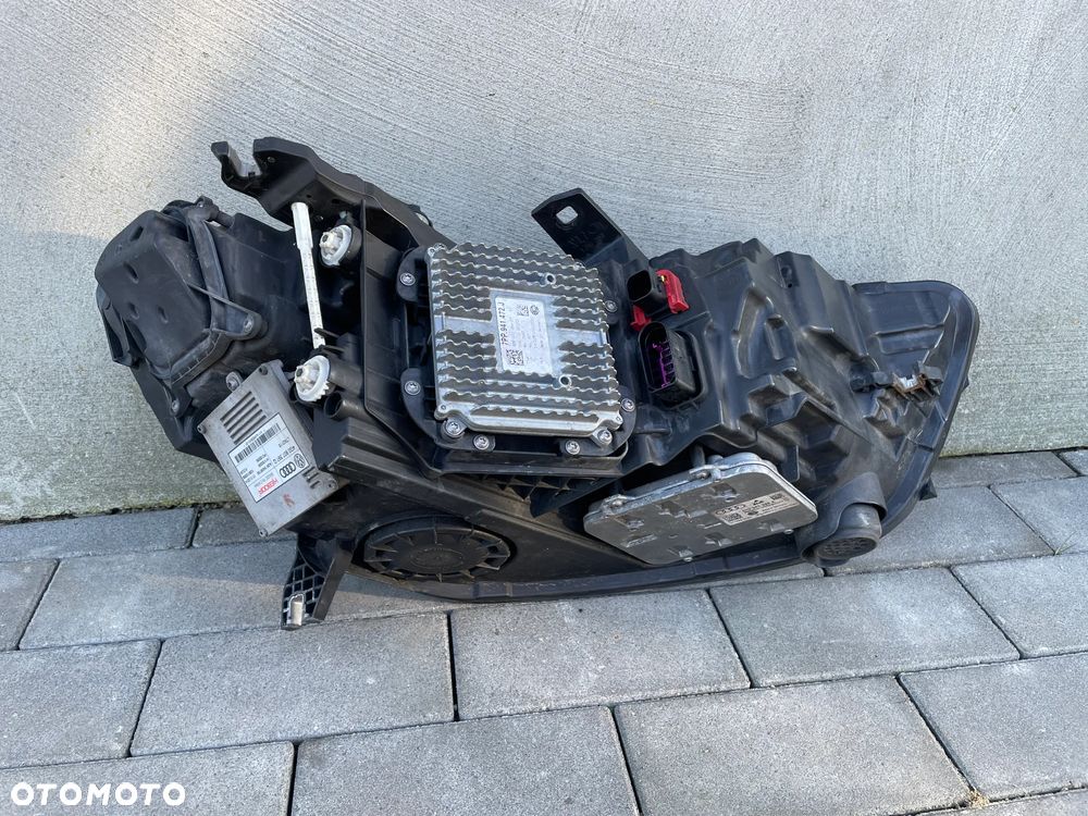 LAMPA PRZEDNIA LEWA AUDI A6, S6 C7 4G0 LIFT  2015-- Matrix Led - 4