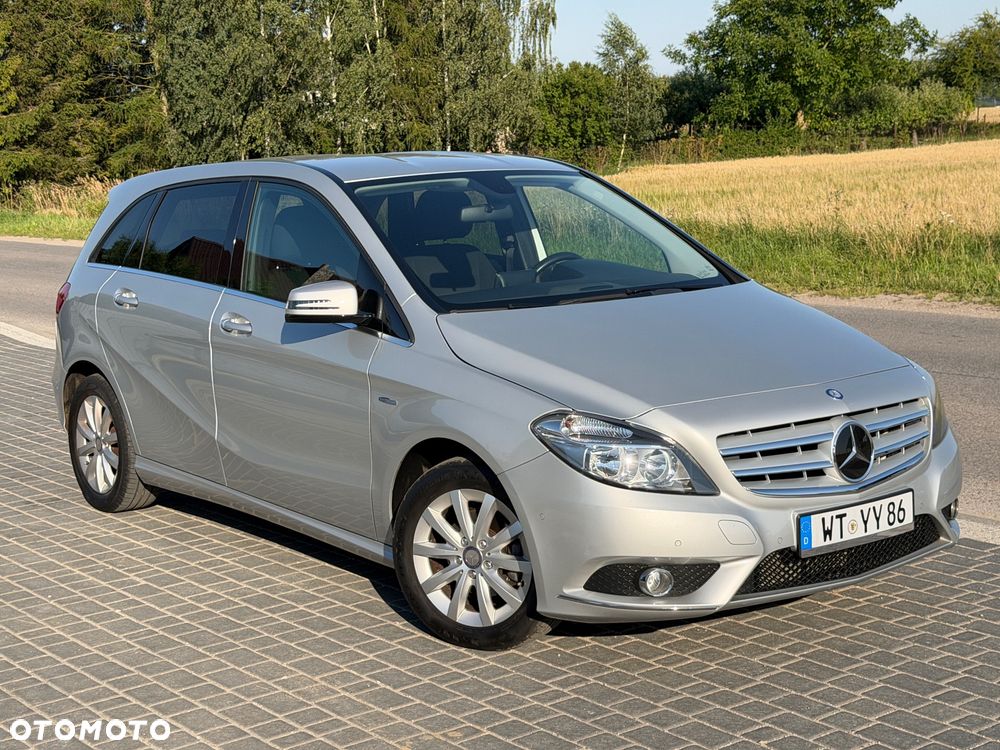 Mercedes-Benz Klasa B 180 BlueEFFICIENCY Edition - 3