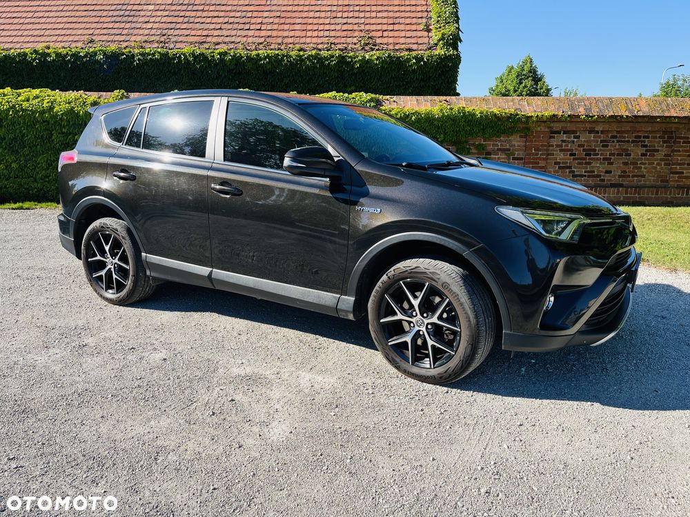 Toyota RAV4 - 4