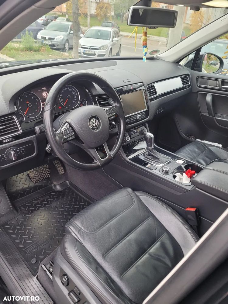 Volkswagen Touareg 3.0 V6 TDI BMT - 7