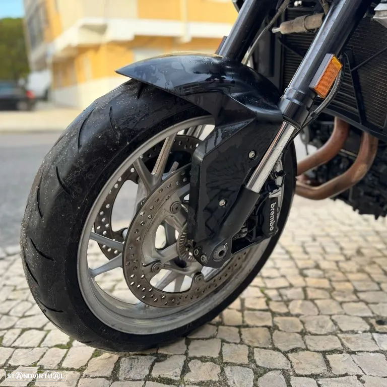 BMW F 900 R - 10