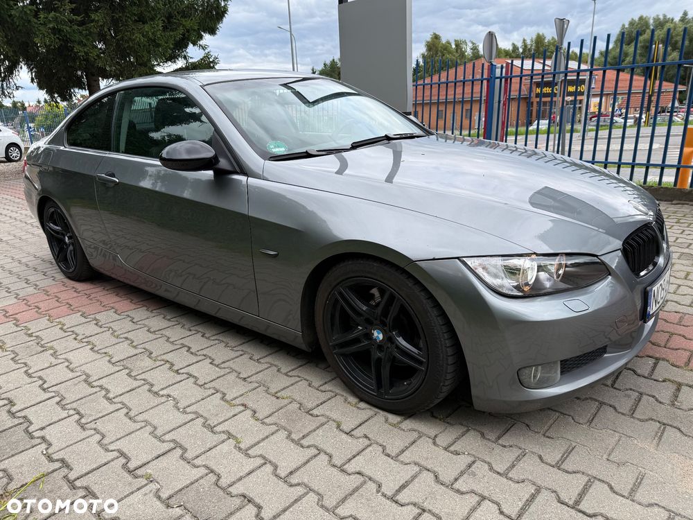BMW Seria 3 325i - 5