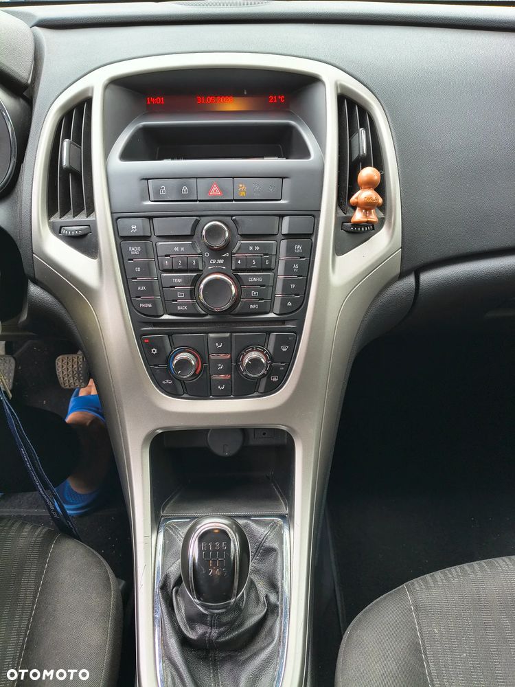 Opel Astra 1.7 CDTI - 9