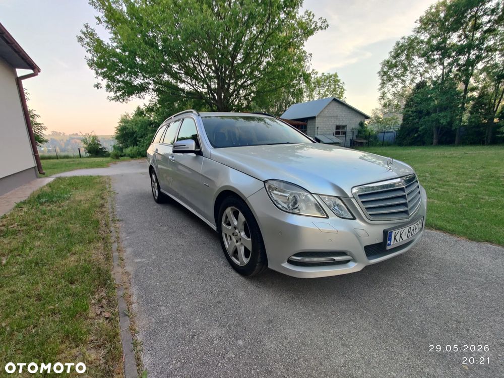 Mercedes-Benz Klasa E - 16