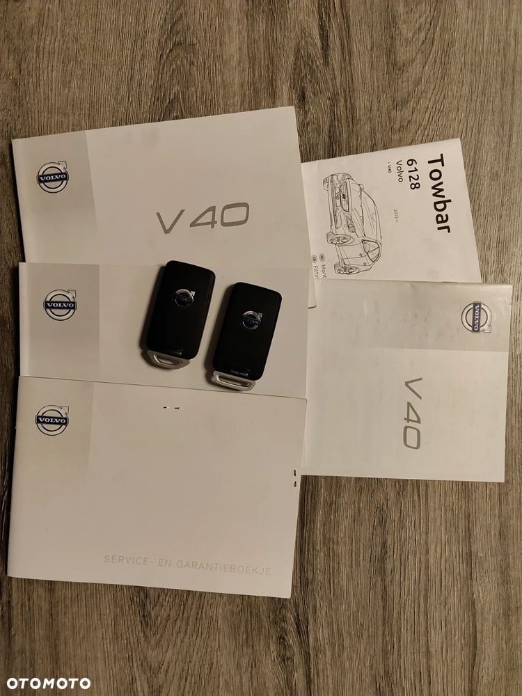 Volvo V40 D4 Summum - 39