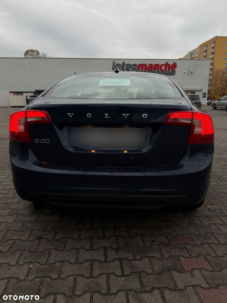 Volvo S60 D3 Geartronic Kinetic - 4