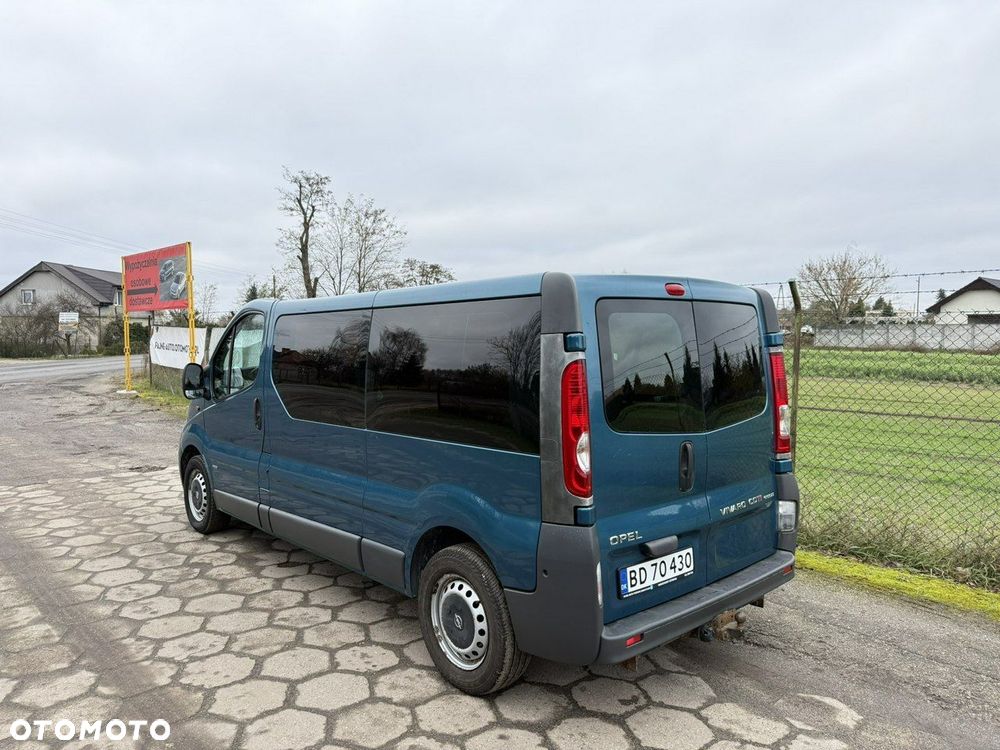 Opel Vivaro L2H1 2.9t - 4