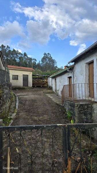 Casa com terreno 1587m2 - Grande imagem: 2/6