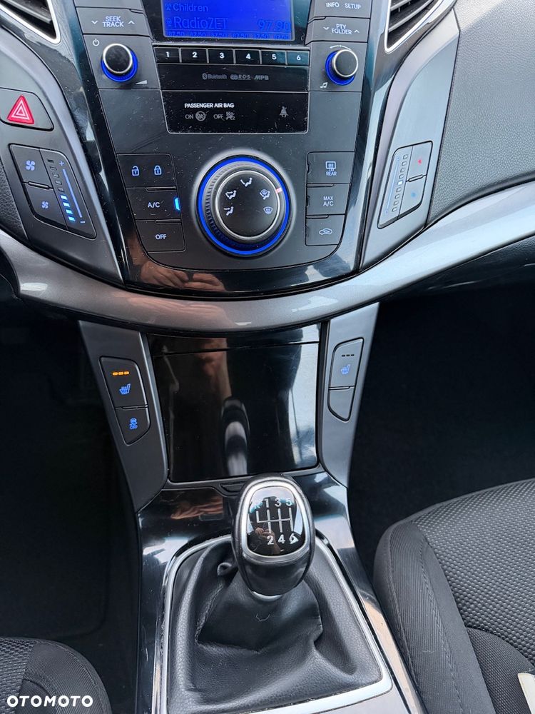 Hyundai i40 Kombi 1.6 Trend - 17