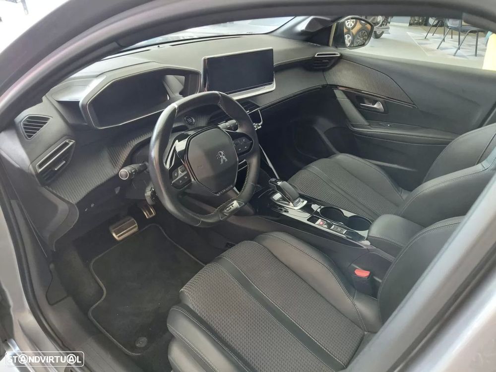 Peugeot e-208 50 kWh GT Pack - 11