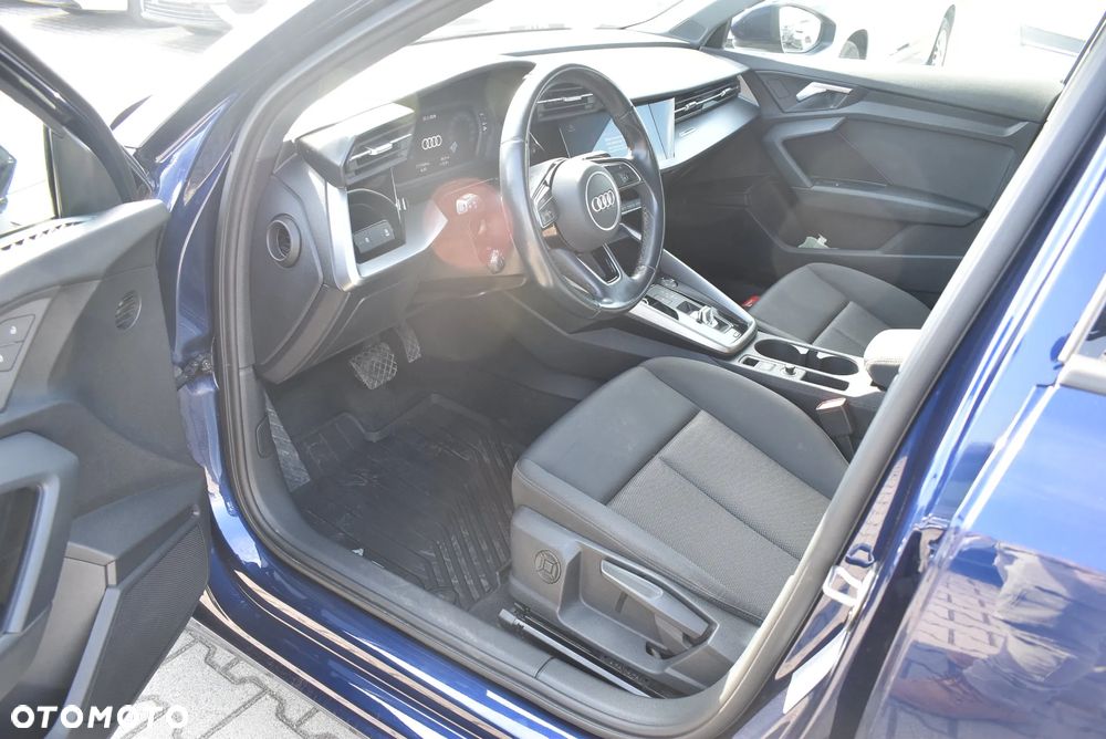 Audi A3 Sportback 30 TDI S tronic - 8