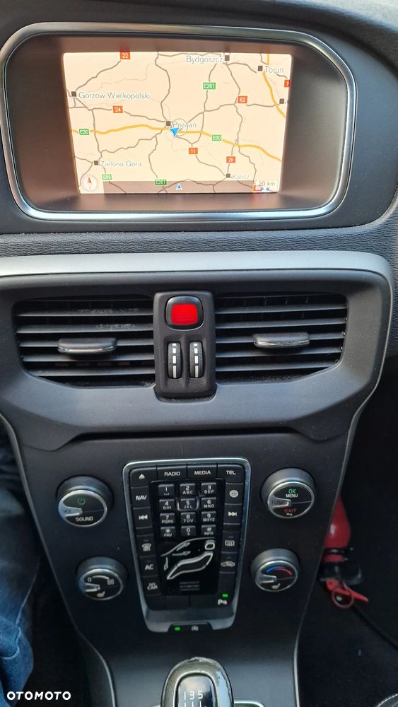 Volvo V40 D2 Momentum - 10