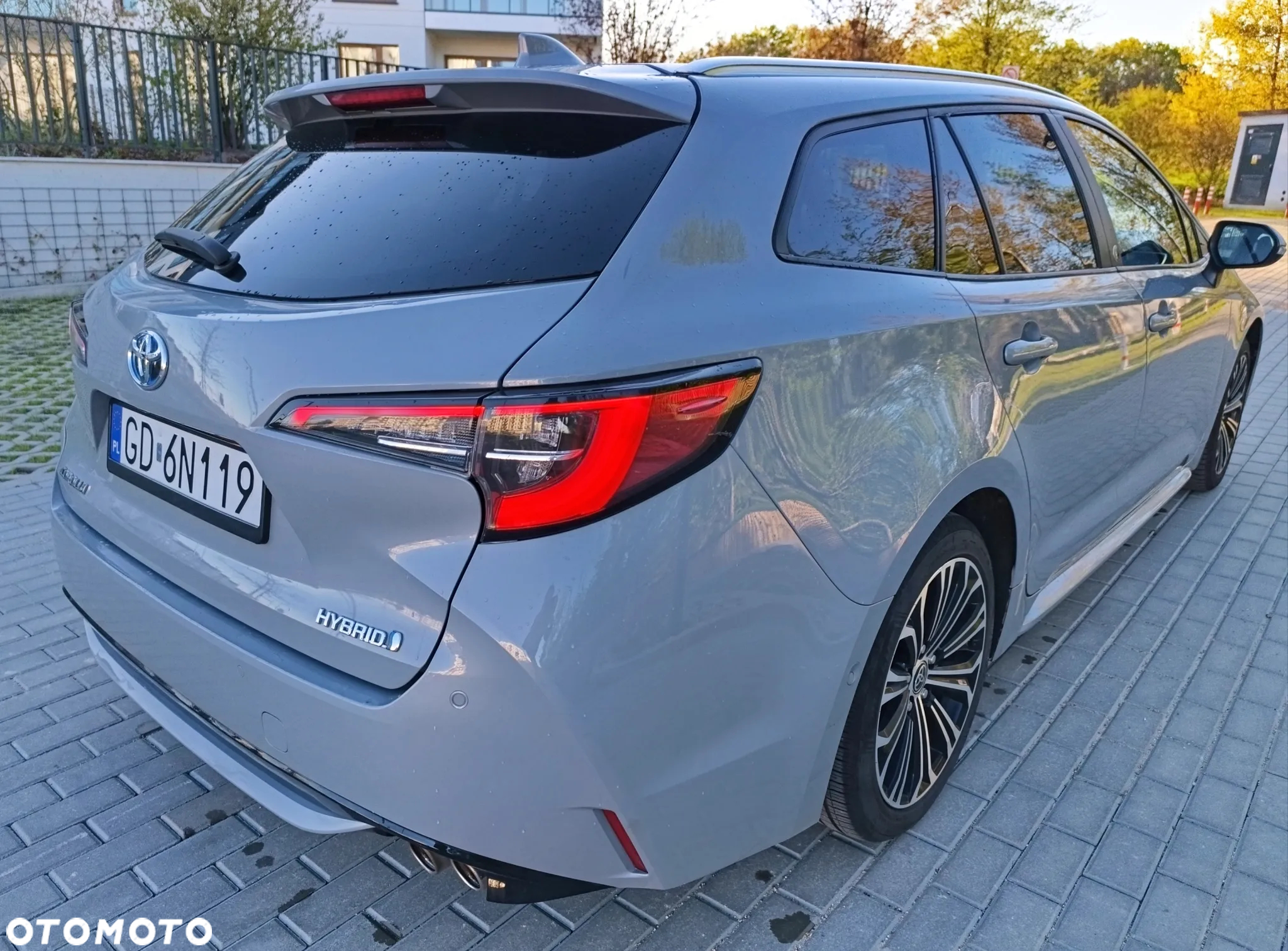 Toyota Corolla 2.0 Hybrid Team Deutschland - 3