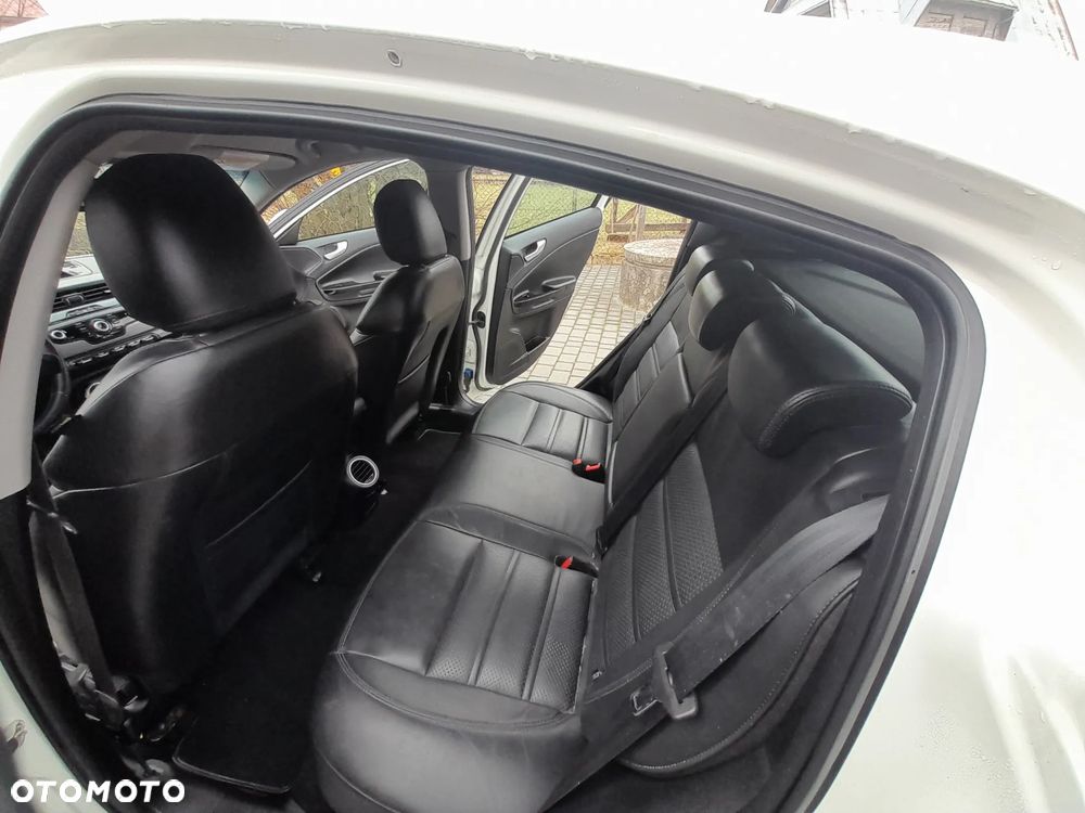 Alfa Romeo Giulietta 1.6 JTDM Veloce - 22