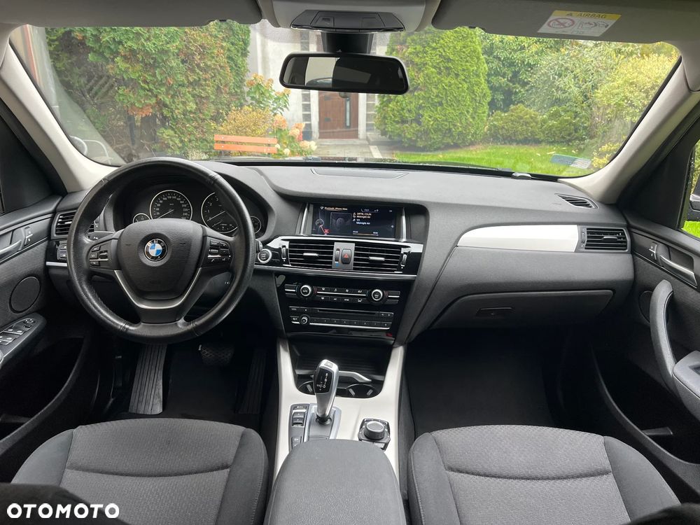 BMW X3 xDrive20i - 9