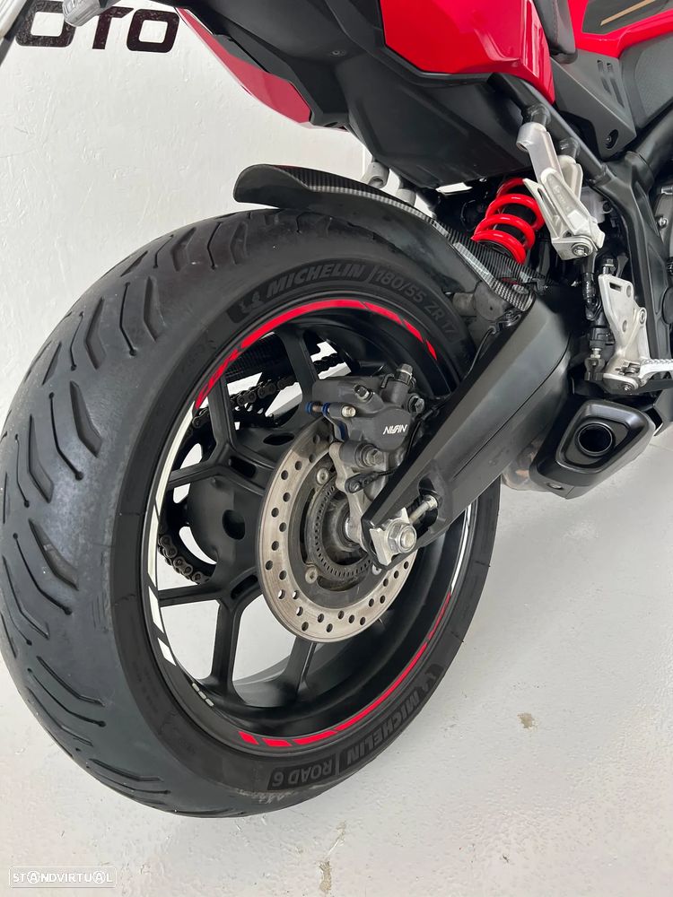 Honda CBR 650R - 16