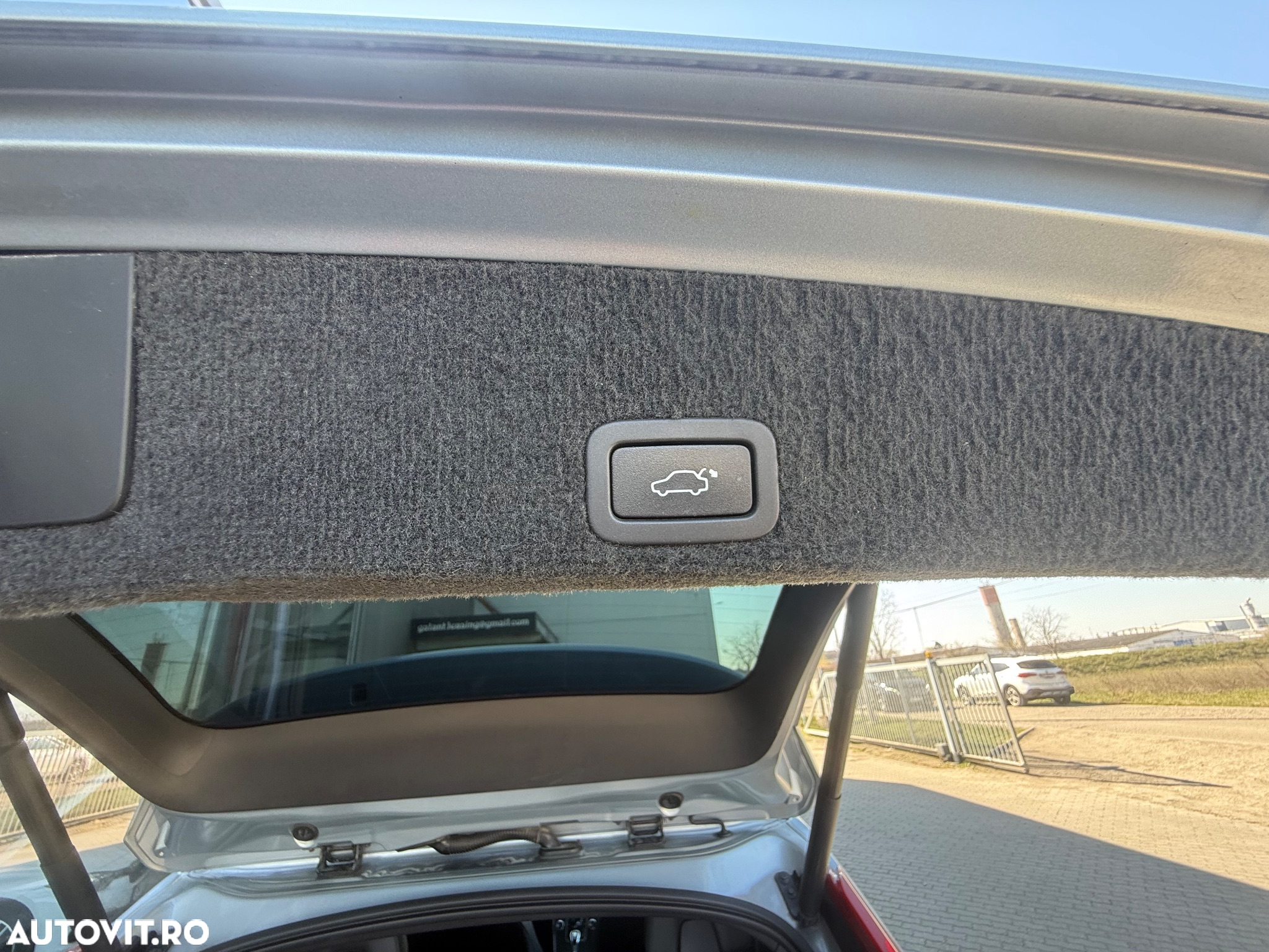 Volvo XC 60 D5 AWD Aut. Summum - 32