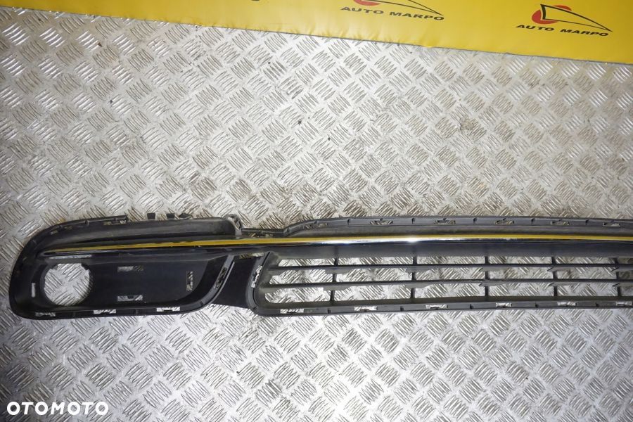 Chrysler Town & Country 2011 - 2016 Kratka Atrapa Zderzaka Przód Grill USA - 3