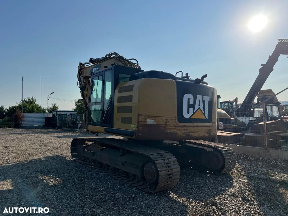 Cat 320E - 3