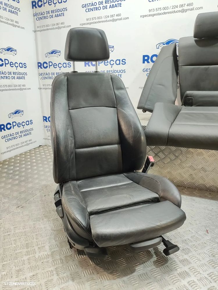 Conjunto de Bancos BMW Serie 1 E82 Coupe Pack M Pele - 13