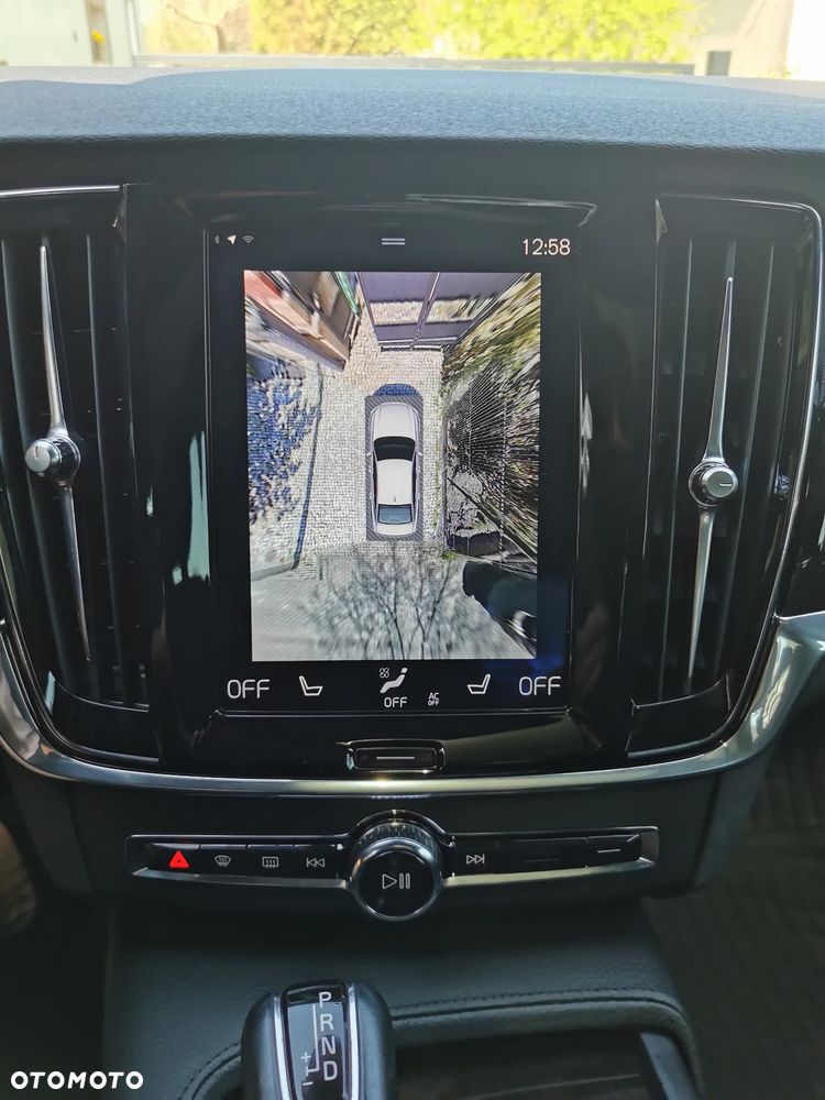 Volvo S90 T5 Momentum - 16