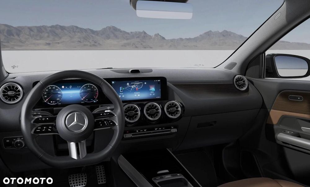 Mercedes-Benz GLA - 5