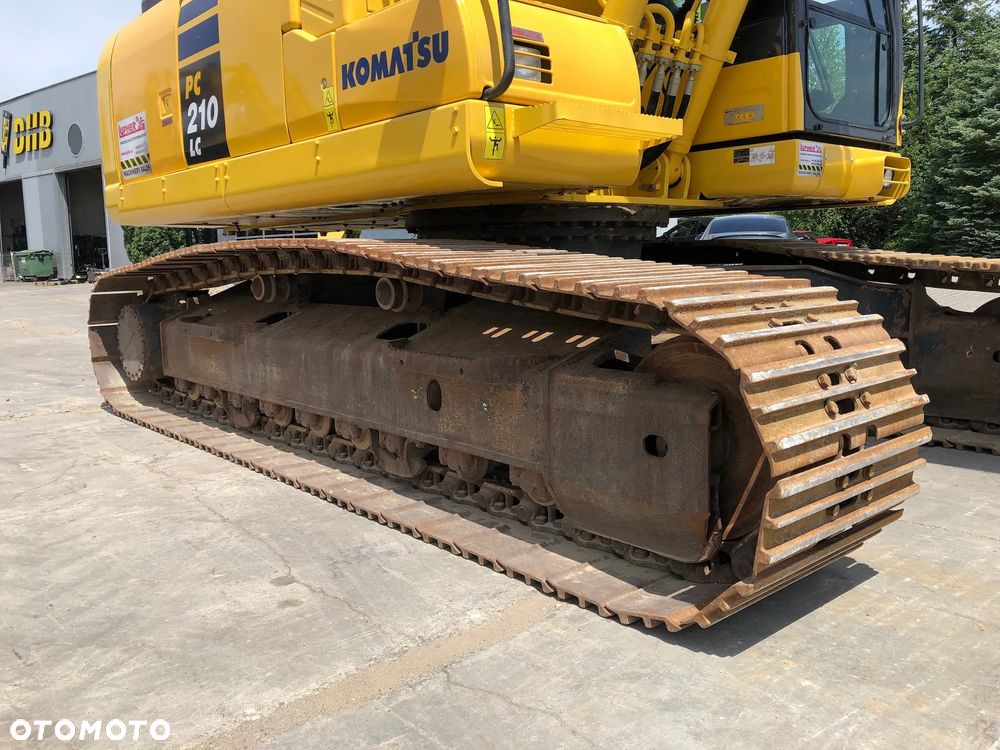 Komatsu PC210LC-11 - 19
