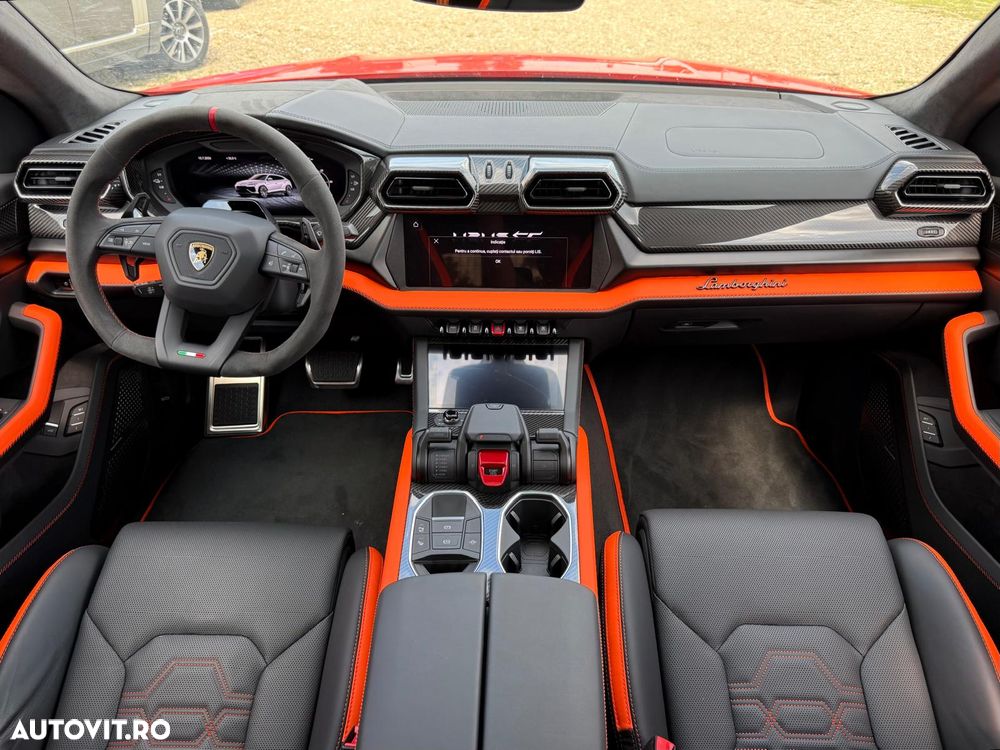 Lamborghini URUS - 7