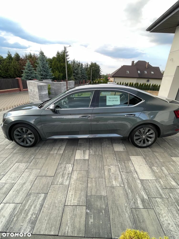 Skoda Superb 2.0 TDI Style DSG - 4