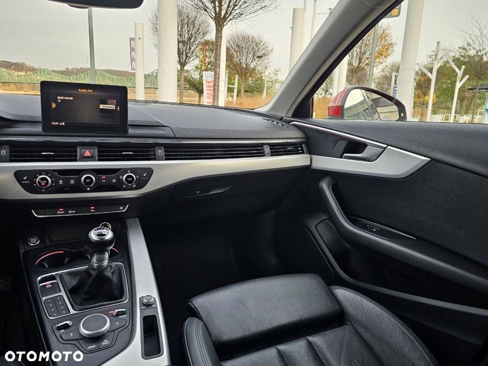 Audi A4 Avant 2.0 TDI Sport - 24