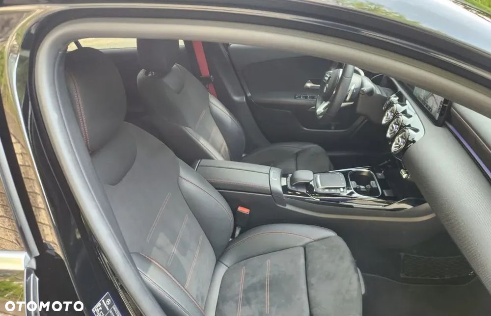 Mercedes-Benz Klasa A AMG 35 4Matic AMG Speedshift DCT 7G - 8