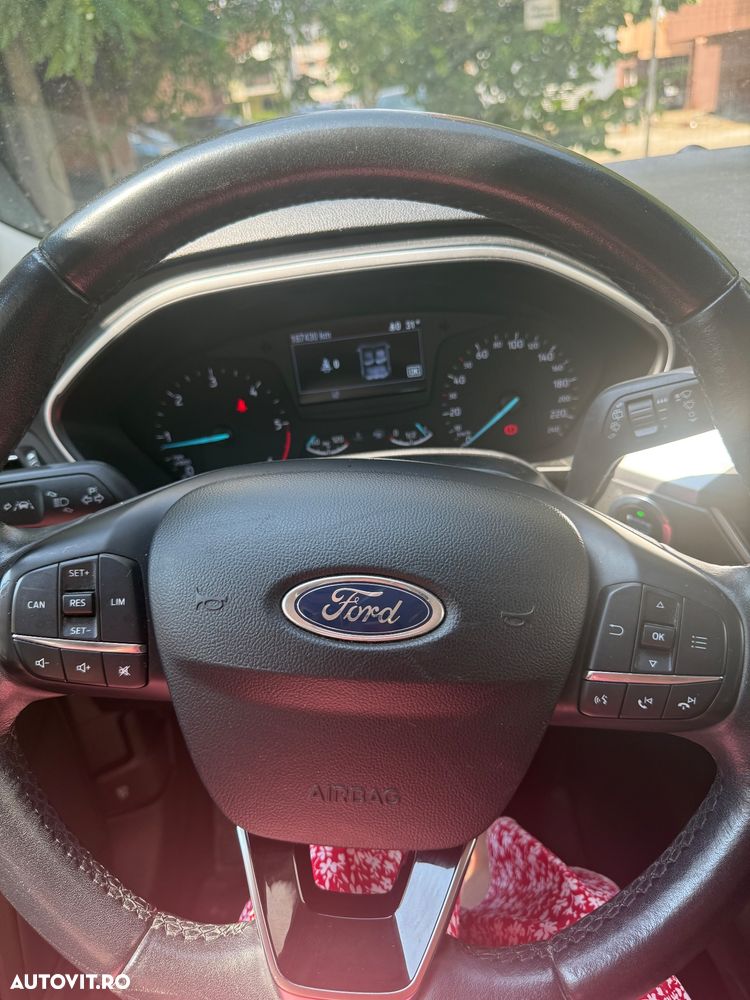 FORD Focus 2019 — imagine 8