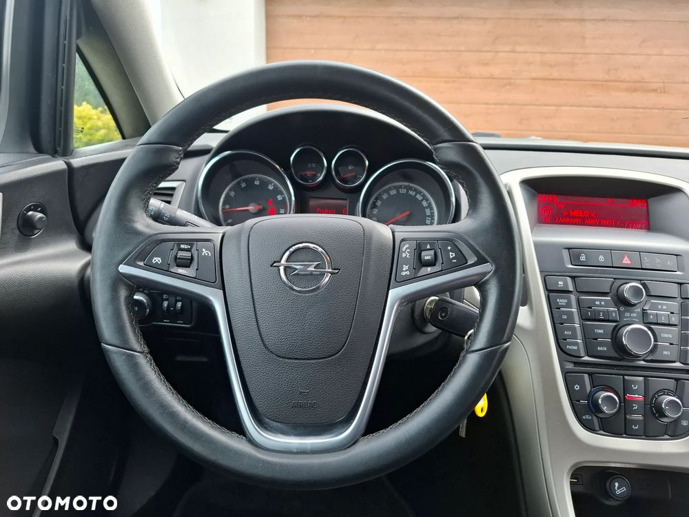 Opel Astra 1.6 Innovation - 21