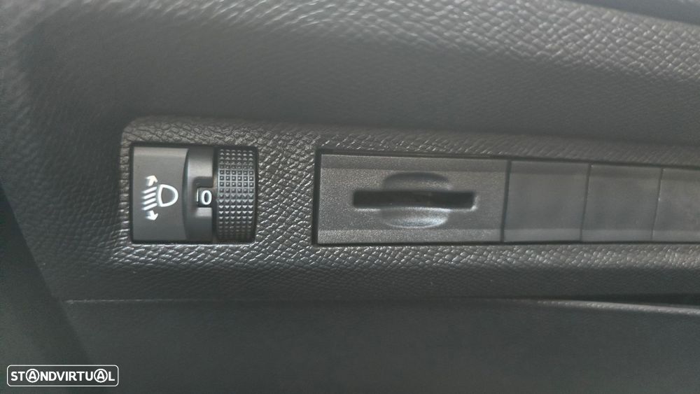 Peugeot 308 1.5 BlueHDi Active Pack EAT8 - 11
