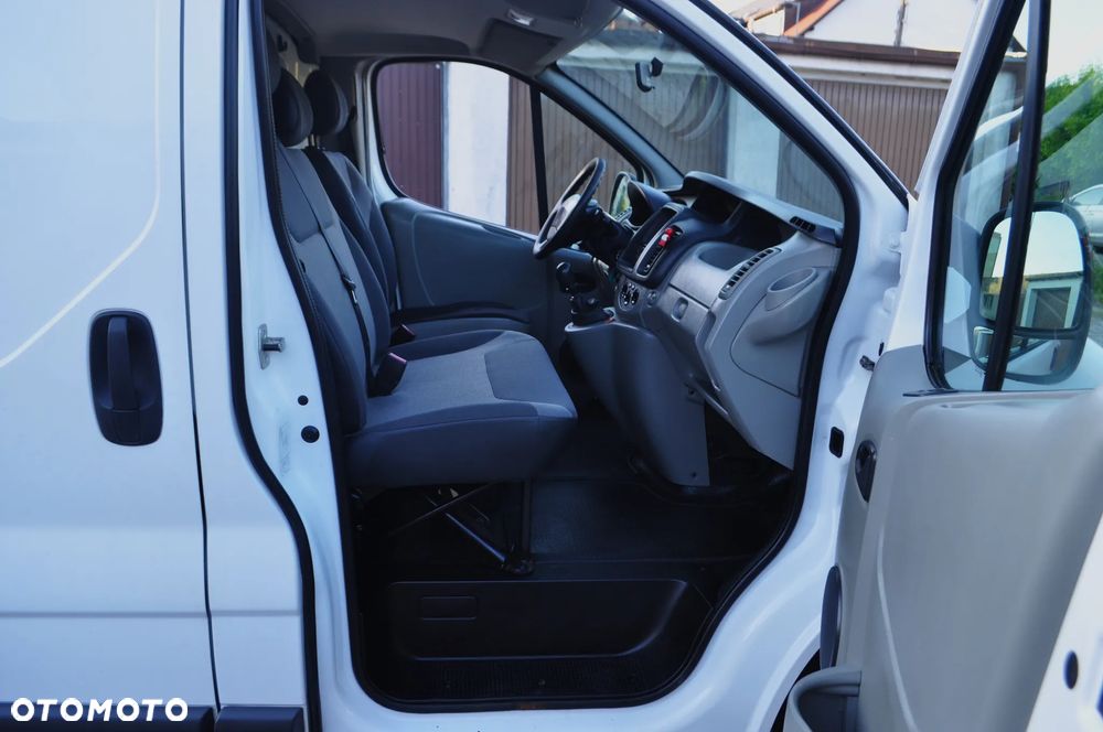 Renault TRAFIC L2H1 - 25