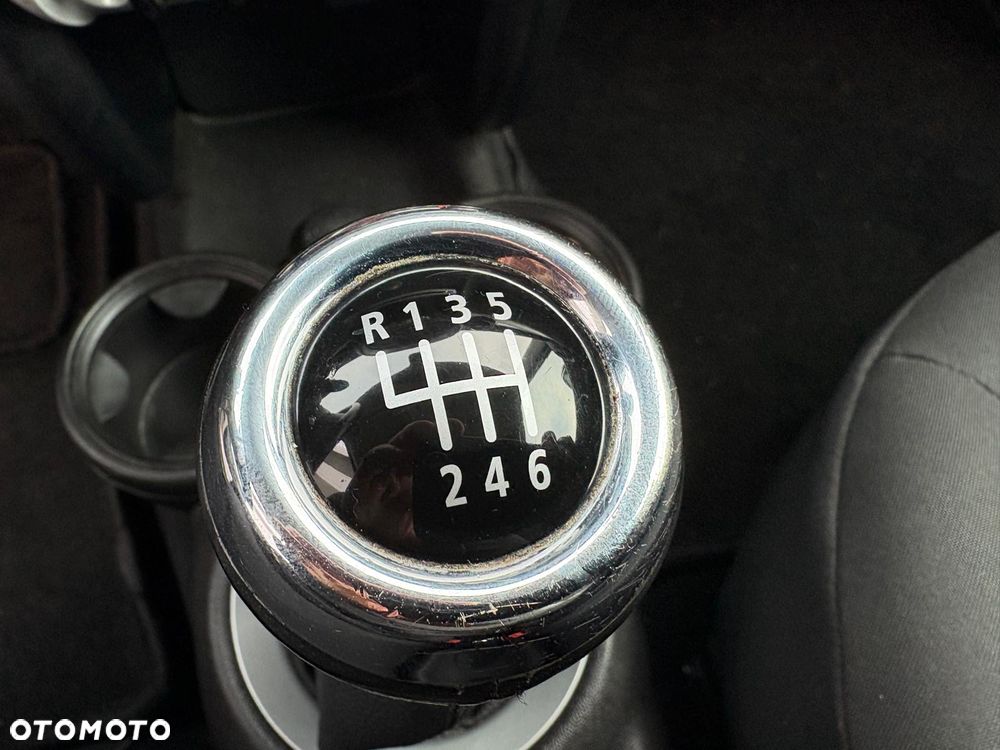 MINI ONE Standard - 13