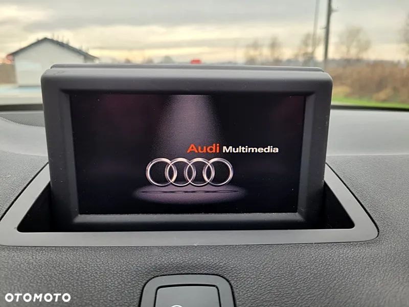 Audi A1 3-drzwiowe 1.2 TFSI S line Sportpaket - 28