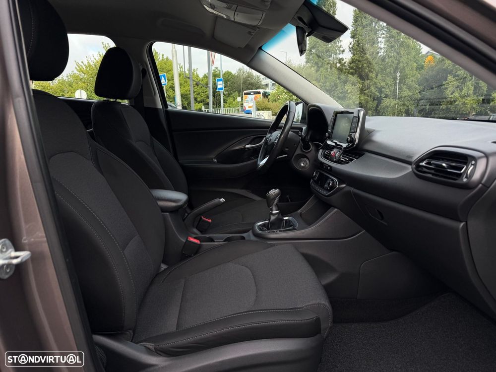 Hyundai i30 1.0 T-GDI 48V-Hybrid Trend - 43