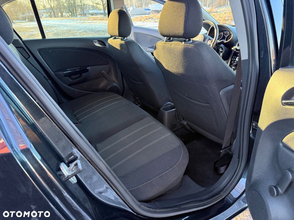 Opel Corsa 1.4 16V Color Edition - 11