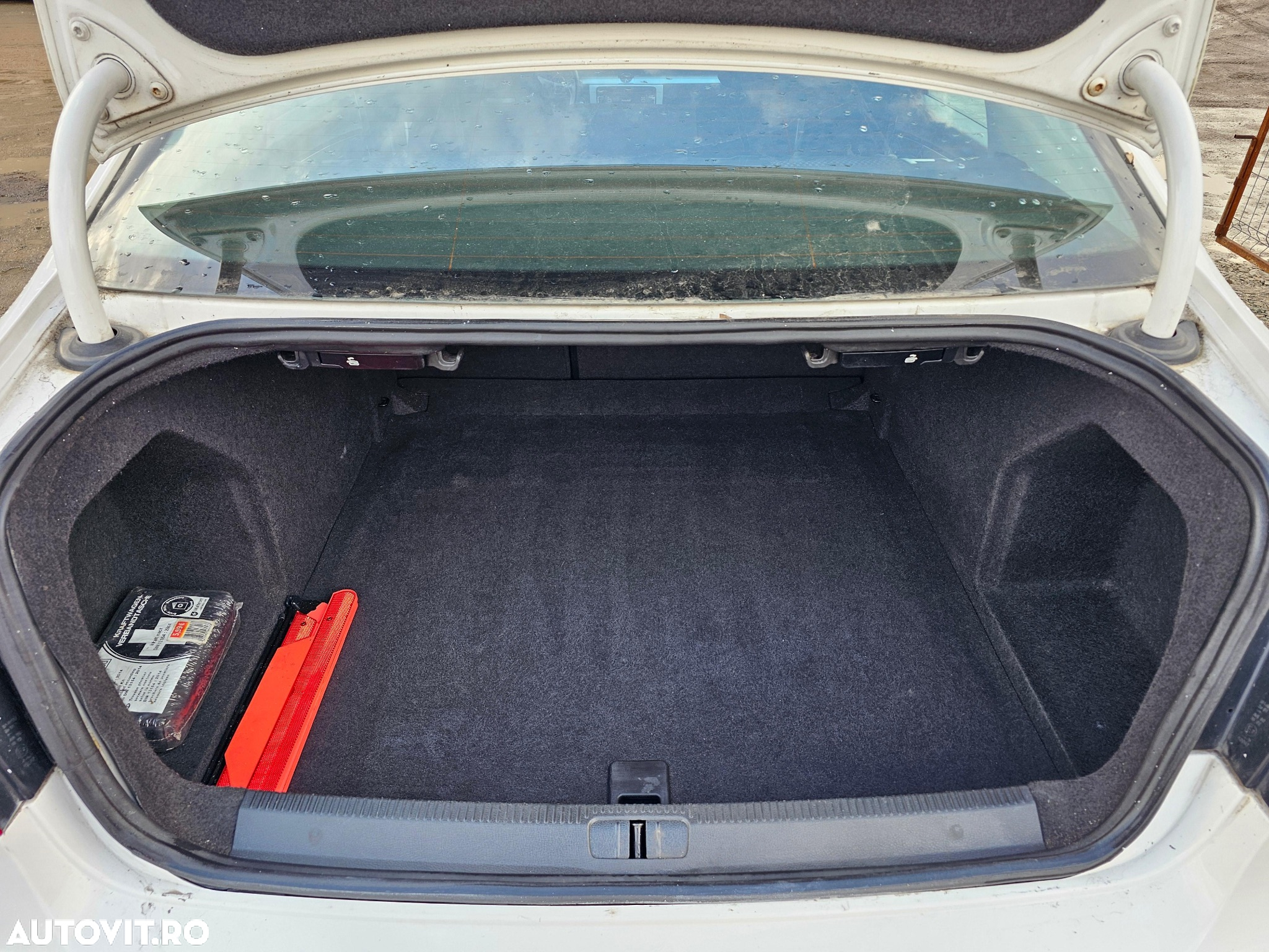 Volkswagen Passat - 8