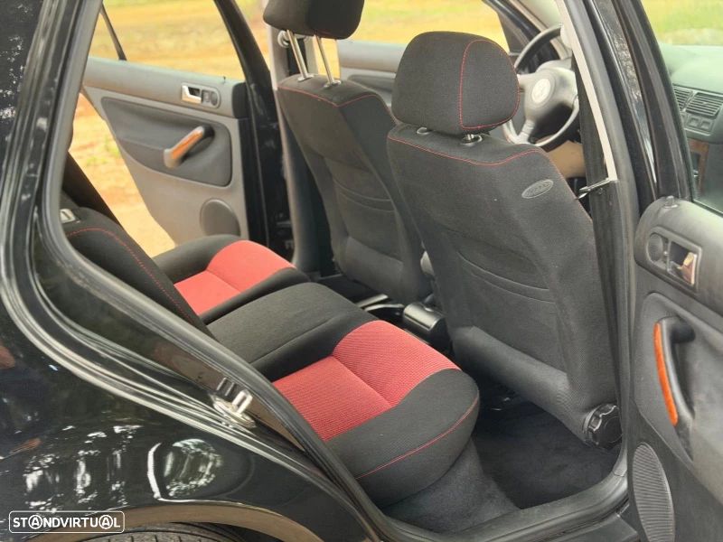 VW Golf 2.8 V6 4 Motion - 2