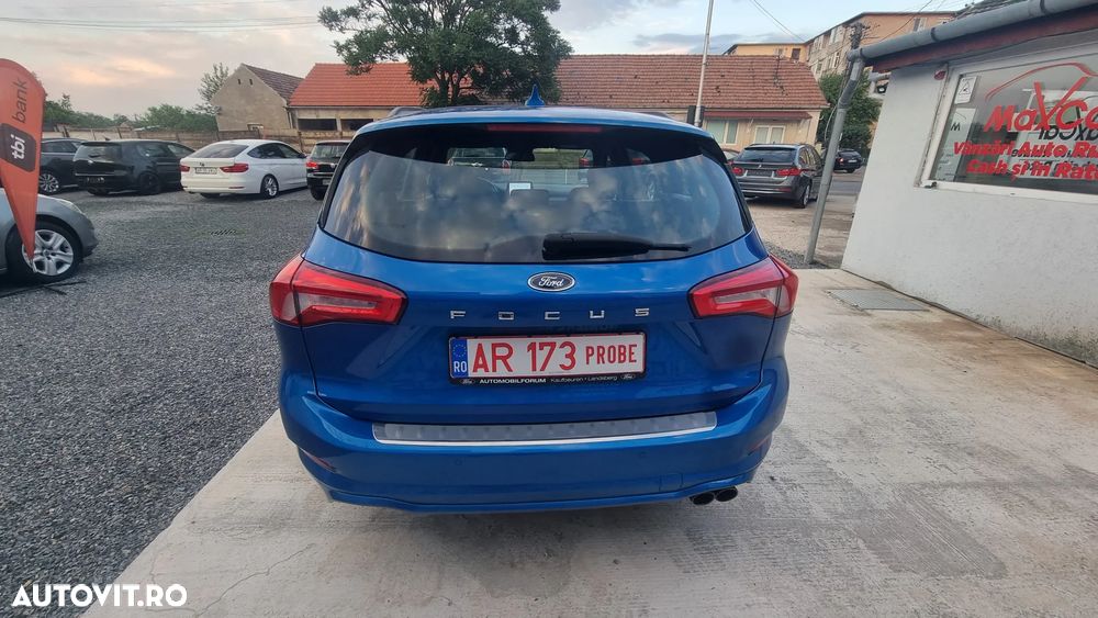 Ford Focus - 11
